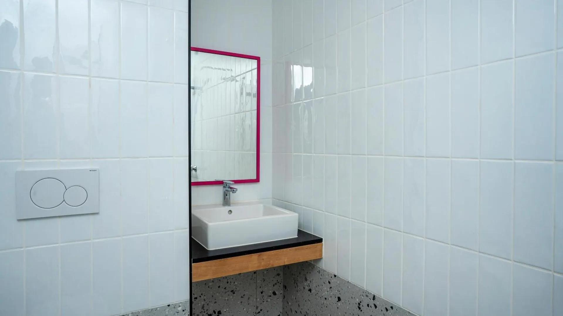 Ibis Styles Dakar Hotel 3*,  Senegal