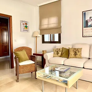 Penthouse Puerta De La Juderia Apartment