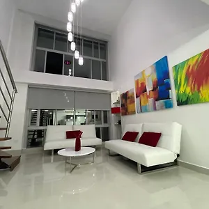 itsahome-apartments-torre-aqua.hotelsquito.com/
